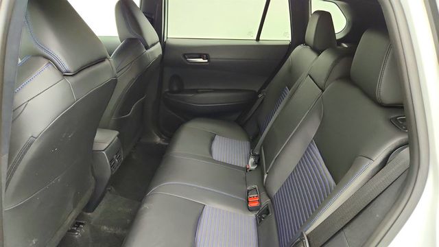 2024 Toyota Corolla Cross Hybrid XSE 4WD w/ Tilt/Slide Moonroof - 23028920 - 19