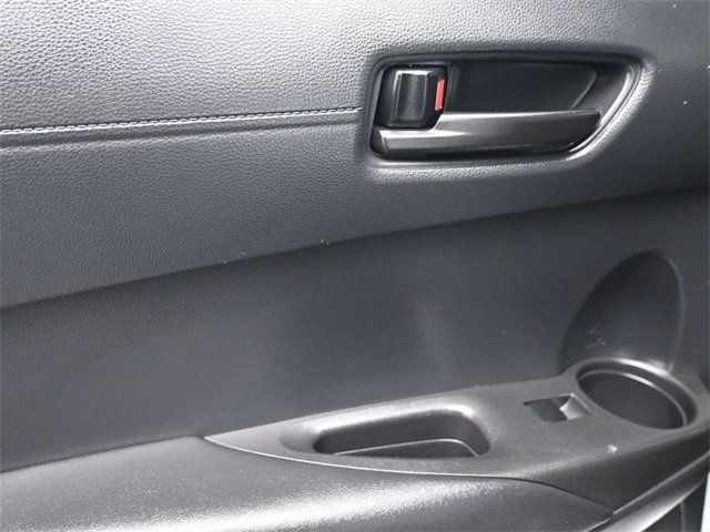 2024 Toyota Corolla Cross LE 2WD - 22910925 - 9