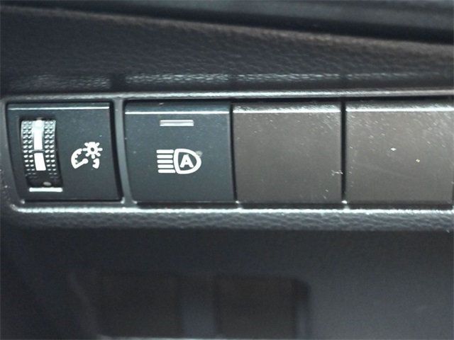 2024 Toyota Corolla Cross LE 2WD - 22910925 - 25