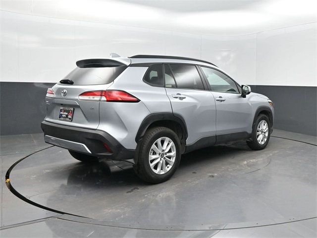 2024 Toyota Corolla Cross LE 2WD - 22910925 - 28