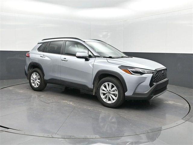 2024 Toyota Corolla Cross LE 2WD - 22910925 - 30