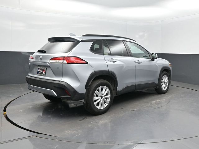2024 Toyota Corolla Cross LE 2WD - 23058929 - 28