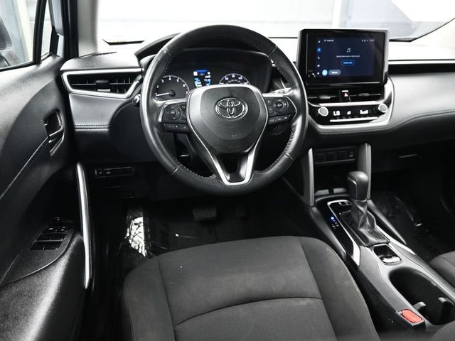 2024 Toyota Corolla Cross LE 2WD - 22991339 - 15