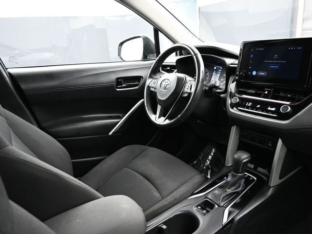 2024 Toyota Corolla Cross LE 2WD - 22991339 - 16