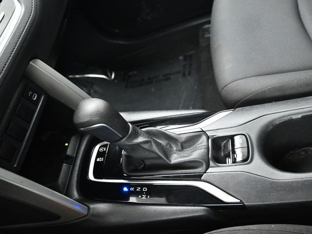 2024 Toyota Corolla Cross LE 2WD - 22991339 - 19