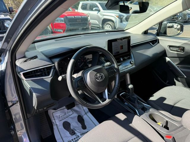 2024 Toyota Corolla Cross LE 2WD - 22978539 - 2