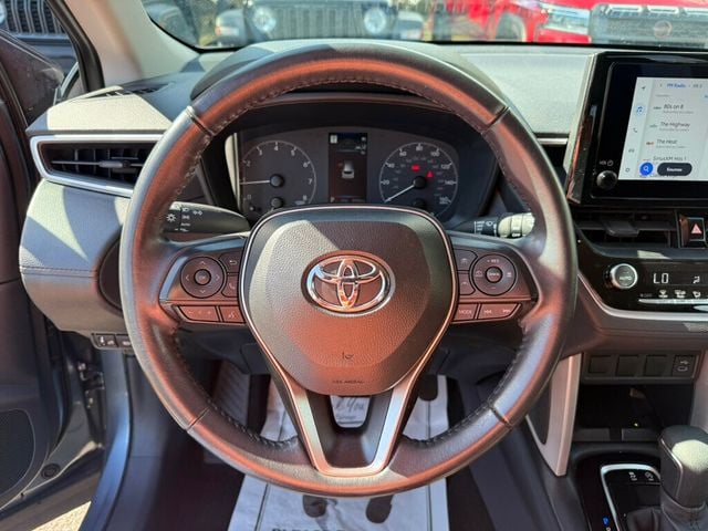 2024 Toyota Corolla Cross LE 2WD - 22978539 - 4