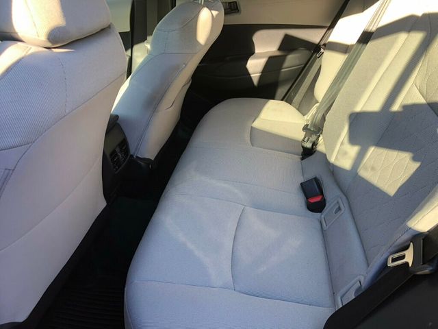 2024 Toyota Corolla Cross LE 4WD - 22948197 - 6