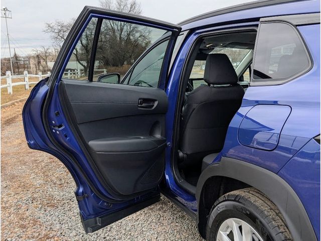 2024 Toyota Corolla Cross LE 4WD - 22968918 - 9