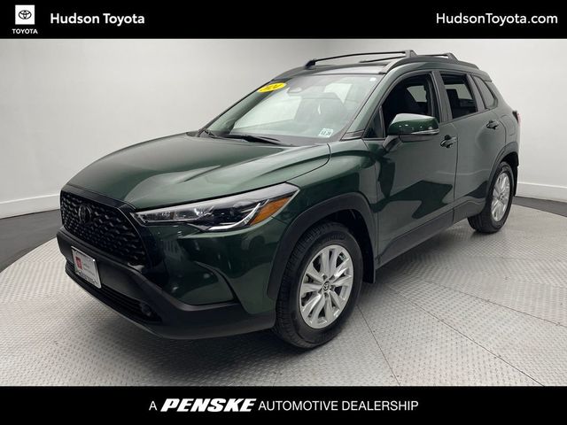 2024 Toyota Corolla Cross LE 4WD - 22995950 - 0