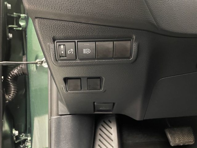 2024 Toyota Corolla Cross LE 4WD - 22995950 - 18