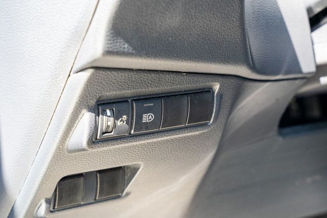 2024 Toyota Corolla Cross LocalTrade/LE-AWD/PowerSunroof/BlindSpotMonitor/LaneKeepAssist - 23040986 - 35