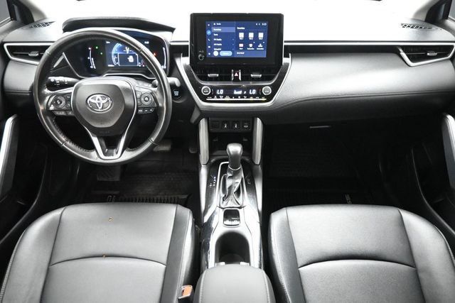 2024 Toyota Corolla Cross XLE 4WD - 23025200 - 9