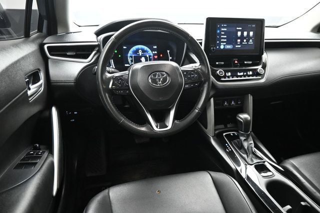2024 Toyota Corolla Cross XLE 4WD - 23025200 - 10