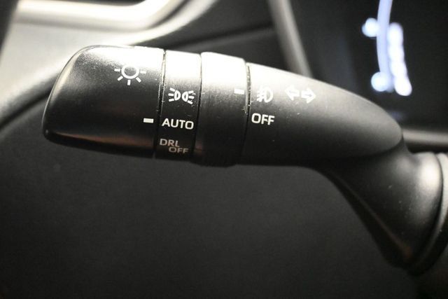2024 Toyota Corolla Cross XLE 4WD - 23025200 - 18