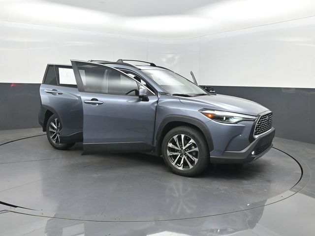 2024 Toyota Corolla Cross XLE 4WD - 23025200 - 35
