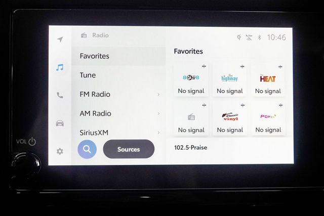 2024 Toyota Corolla Cross XLE 4WD - 22897755 - 22