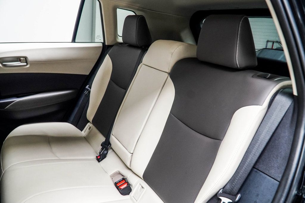 2024 Toyota Corolla Cross XLE photo 34