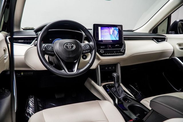 2024 Toyota Corolla Cross XLE 4WD - 22897755 - 4
