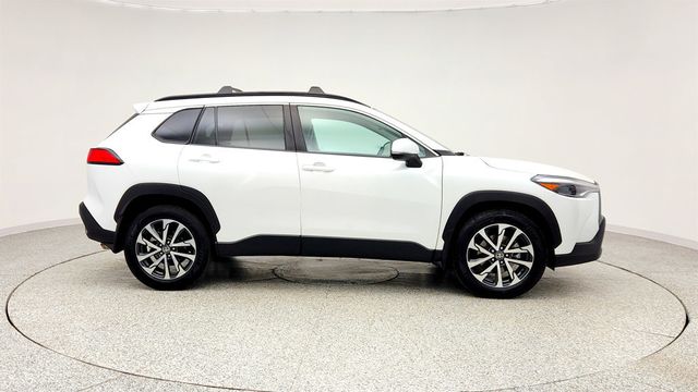 2024 Toyota Corolla Cross XLE 4WD - 23003970 - 3