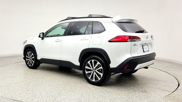 2024 Toyota Corolla Cross XLE 4WD - 23003970 - 6