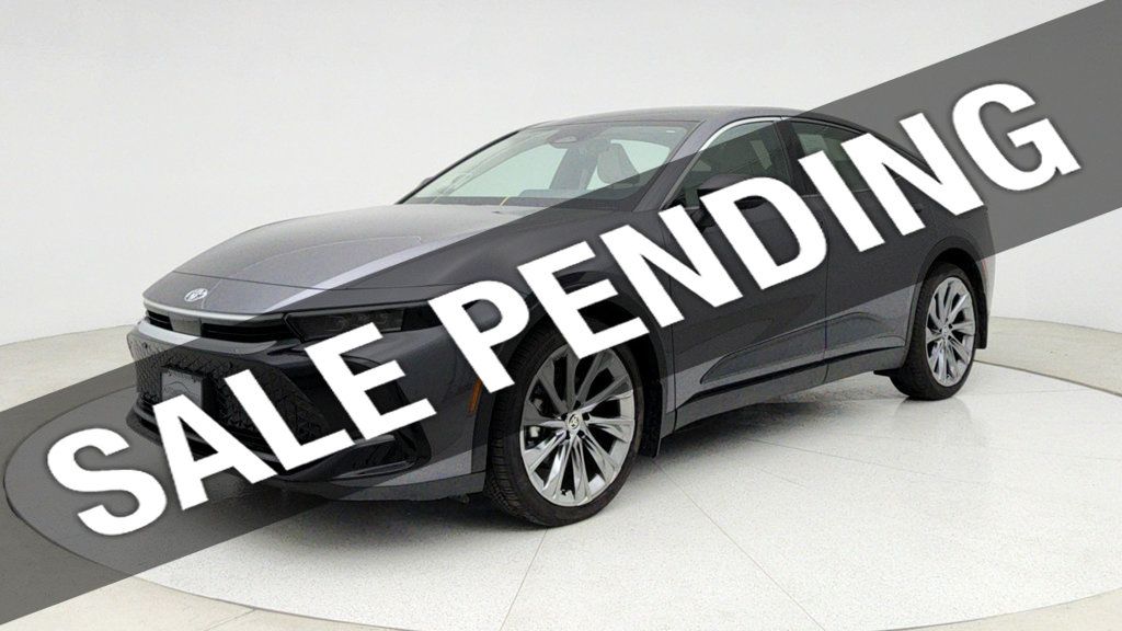 2024 Toyota Crown Limited AWD with Advanced Technology Package - 22952592 | Video 1