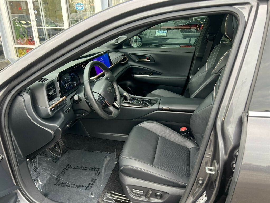 2024 Toyota Crown Platinum AWD - 22939096 - 14