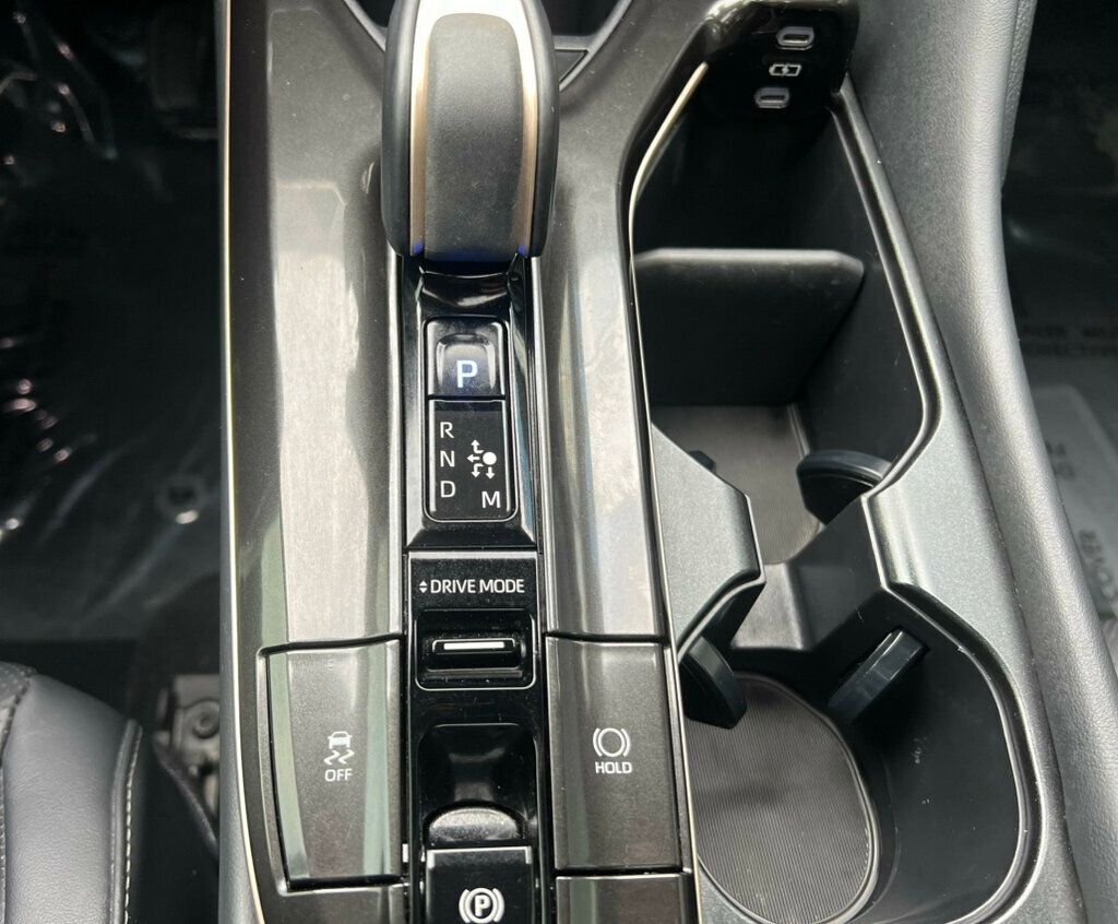 2024 Toyota Crown Platinum AWD - 22939096 - 33