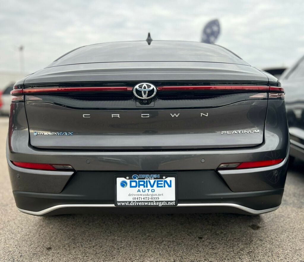 2024 Toyota Crown Platinum AWD - 22939096 - 40