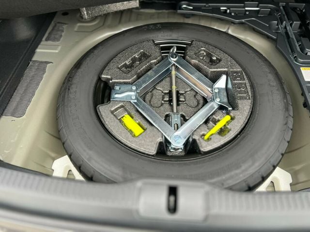 2024 Toyota Crown Platinum AWD - 22939096 - 43