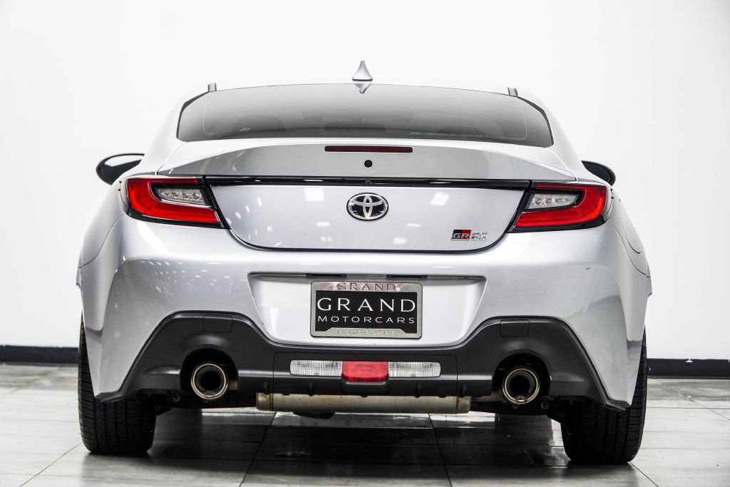 Toyota GR86 photo 12