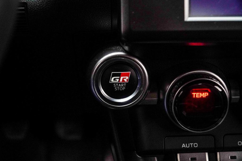 Toyota GR86 photo 19