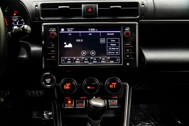 2024 Toyota GR86 Premium Automatic - 22936703 - 19