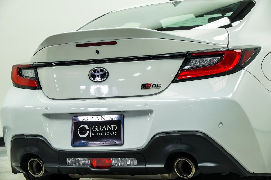 Toyota GR86 photo 14