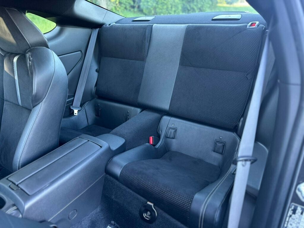 2024 Toyota GR86 Premium photo 20