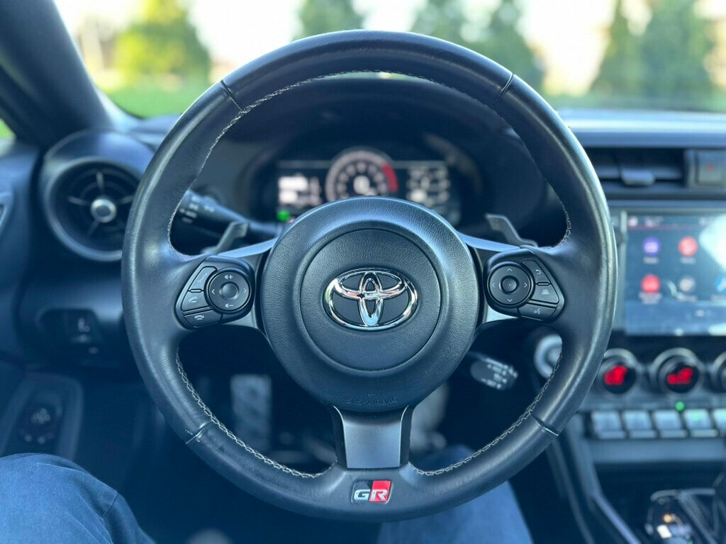 2024 Toyota GR86 Premium photo 27