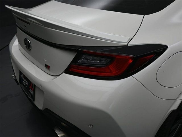 2024 Toyota GR86 Premium photo 23