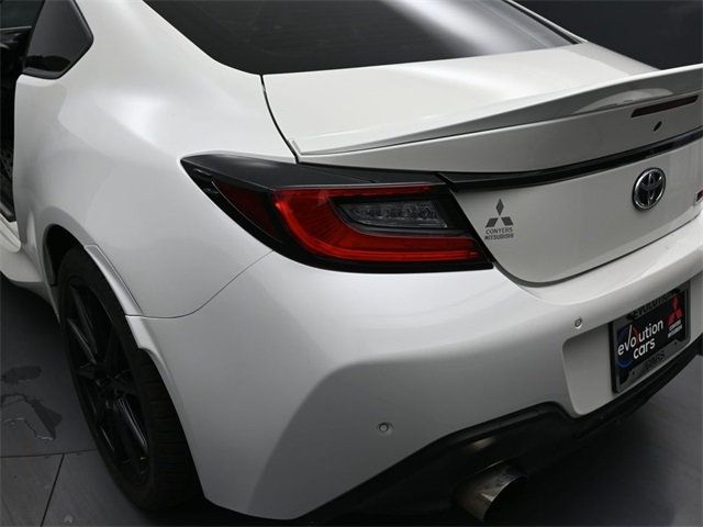 2024 Toyota GR86 Premium photo 24
