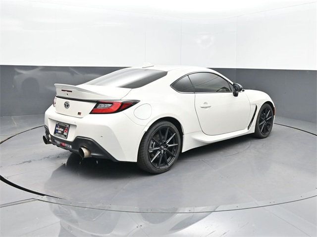 2024 Toyota GR86 Premium photo 26