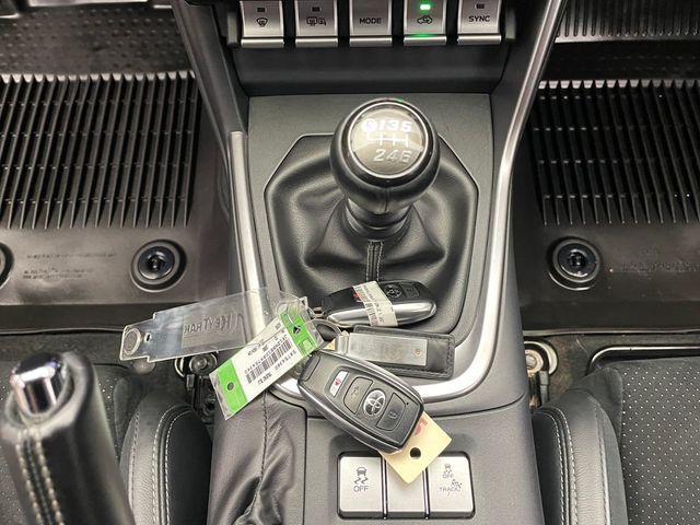2024 Toyota GR86 Premium Manual - 22893628 - 31
