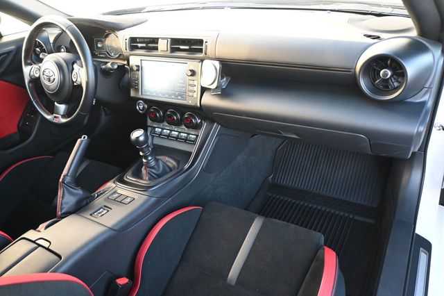 2024 Toyota GR86 TRUENO Edition Manual - 22952111 - 10