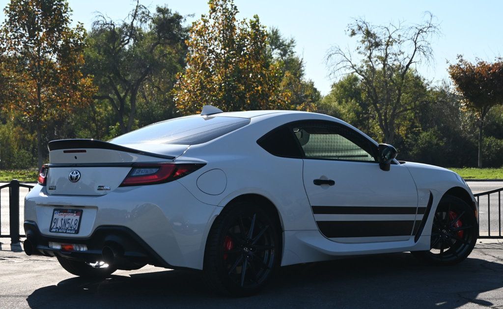 2024 Toyota GR86 TRUENO Edition photo 4