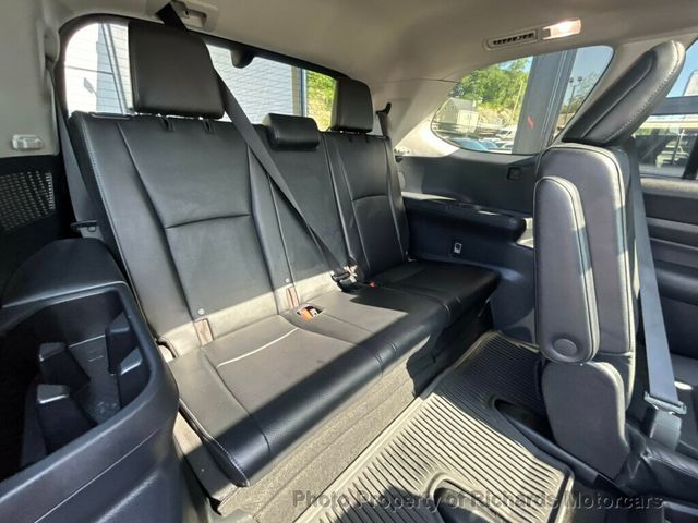 2024 Toyota Grand Highlander  - 23057254 - 19