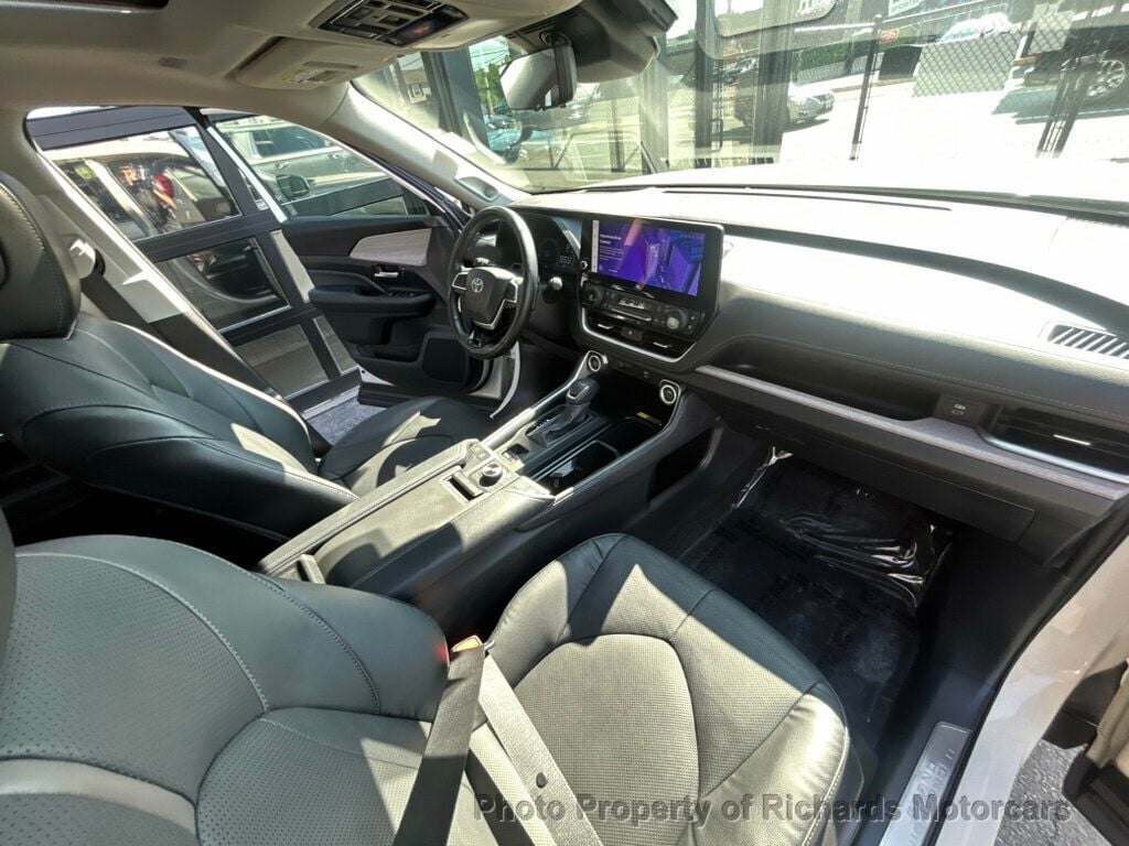 2024 Toyota Grand Highlander  - 23057254 - 24