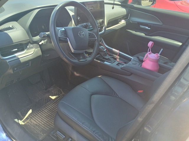 2024 Toyota Grand Highlander  - 23030020 - 11