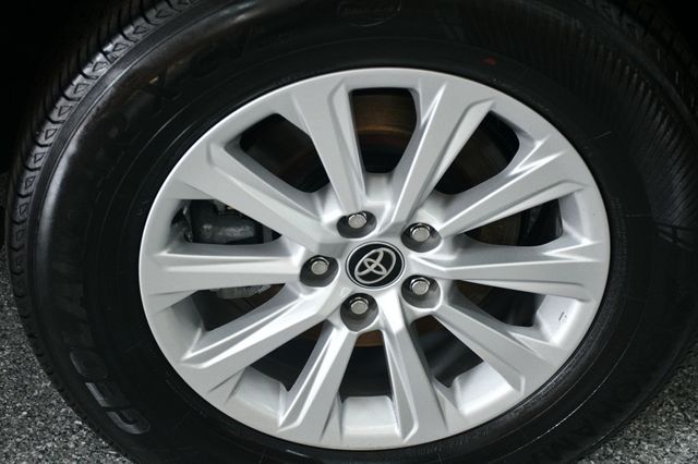 2024 Toyota Grand Highlander Hybrid XLE AWD - 22990137 - 18