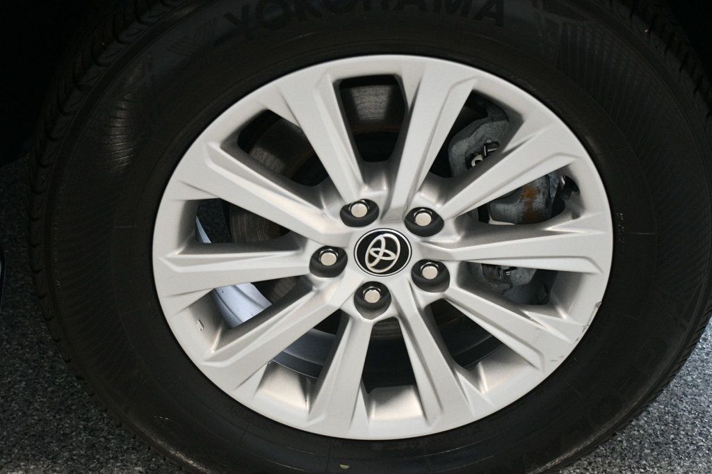 2024 Toyota Grand Highlander Hybrid XLE AWD - 22990137 - 20