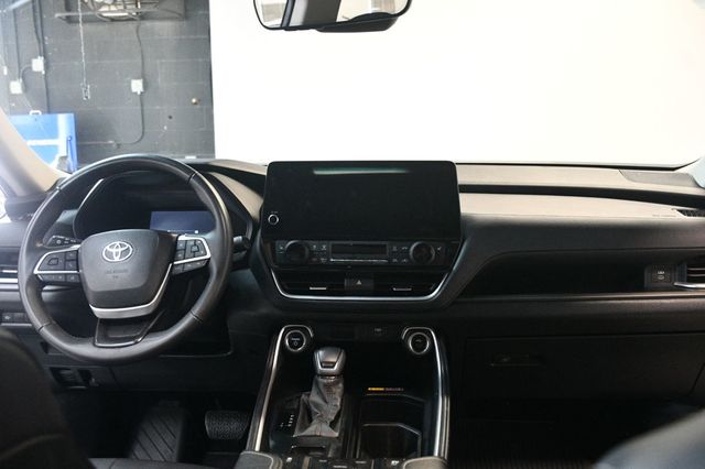 2024 Toyota Grand Highlander Hybrid XLE AWD - 22990137 - 4