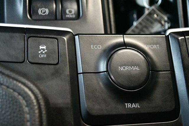 2024 Toyota Grand Highlander Hybrid XLE AWD - 22990137 - 70