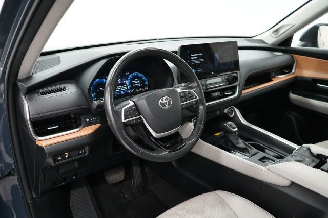 2024 Toyota Grand Highlander Limited - 23092669 - 13